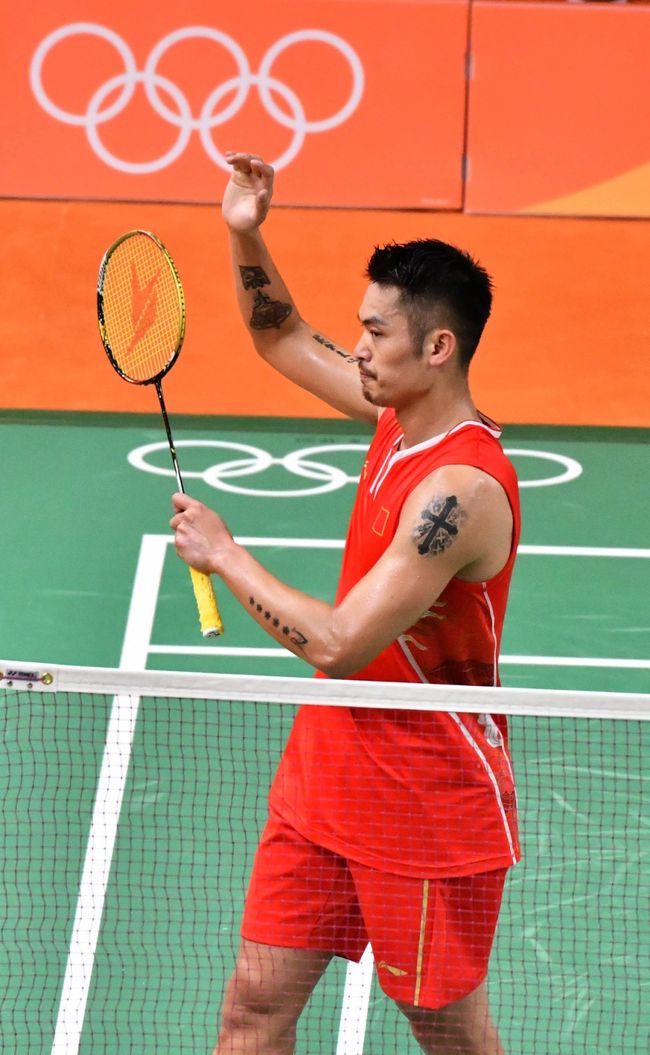 乒7人闯入 乒7人闯入