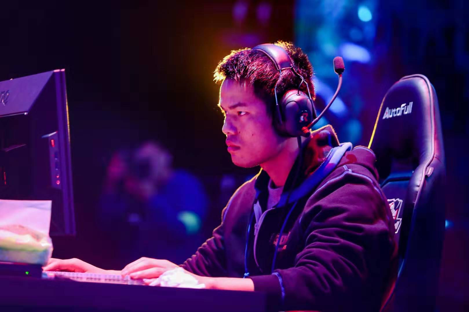 一旦球员在 一旦球员在