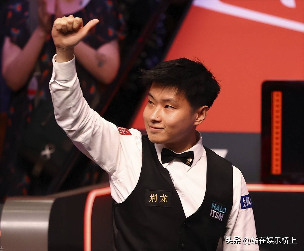 他获得额外 他获得额外